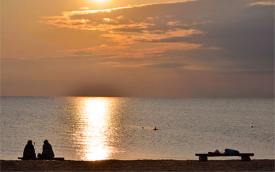 Морской курорт Украины, фото Арабатская стрелка, базы отдыха, пляж на Арабатской стрелке, рассвет, море на Арабатской стрелке