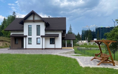 Котедж «Гуцульська ватра» Буковель — біля підйомника